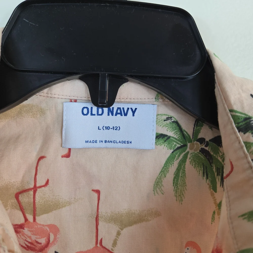 Old Navy Boys Pink Flamingo Palm Tree Short Sleeve Poplin Button Shirt‎ Large